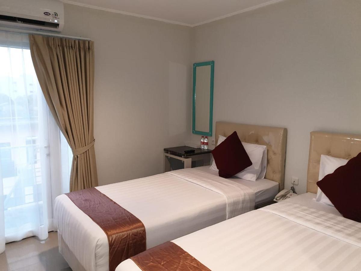 Aruuman Hotel Simpanglima Semarang Eksteriør billede