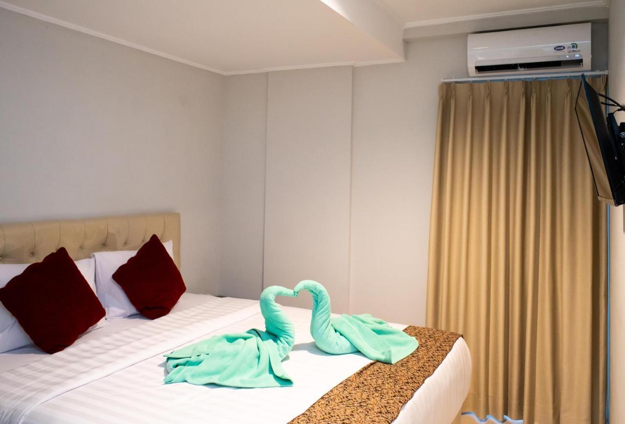 Aruuman Hotel Simpanglima Semarang Eksteriør billede