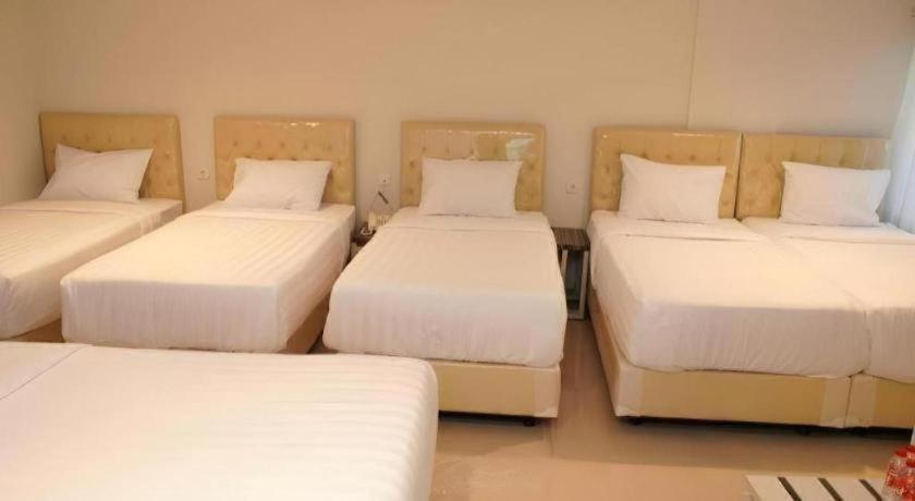 Aruuman Hotel Simpanglima Semarang Eksteriør billede