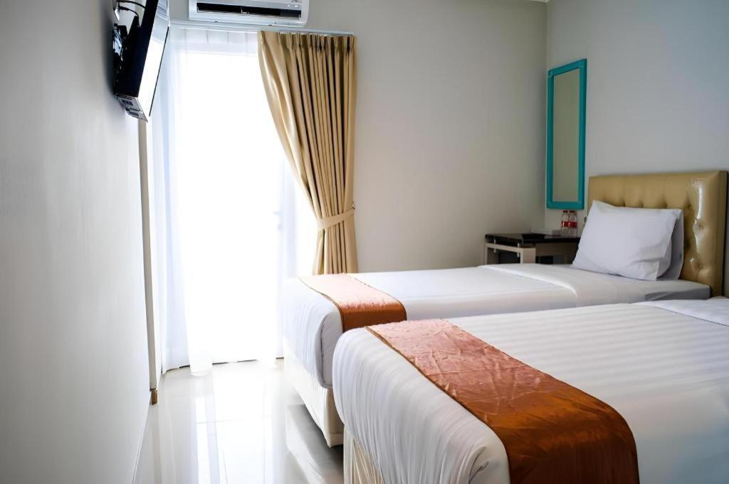Aruuman Hotel Simpanglima Semarang Eksteriør billede